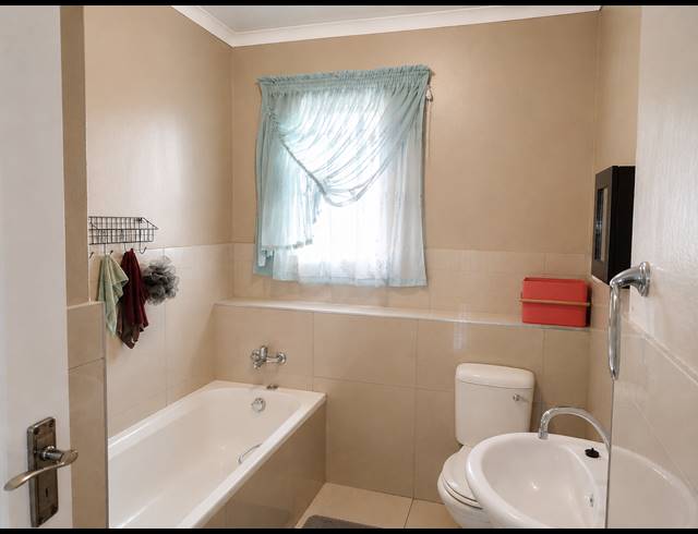 3 BEDROOM DUPLEX FOR SALE IN WATERVAL EAST